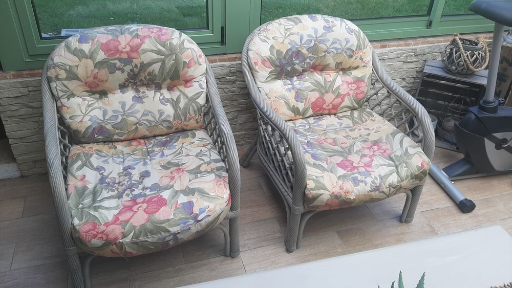 FAUTEUILS EN OSIER Meubles