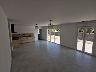  Maison à louer 4 pièces 130 m²