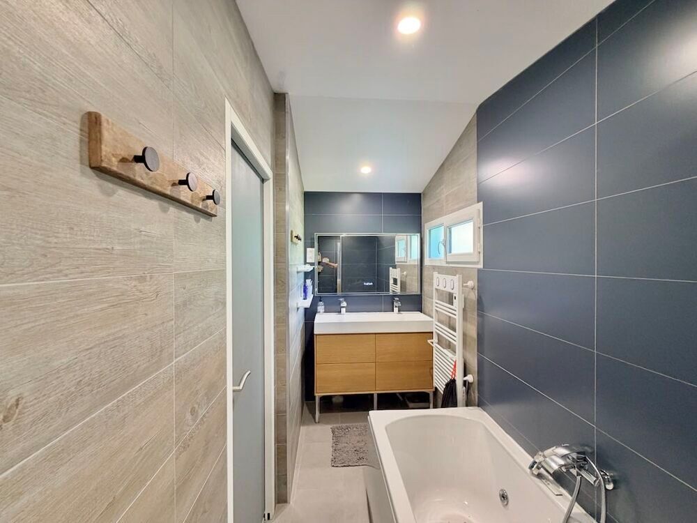 Vente Maison ðŸ¨ BAISSE DE PRIX ðŸ¨ Maison rénovée avec piscine €
