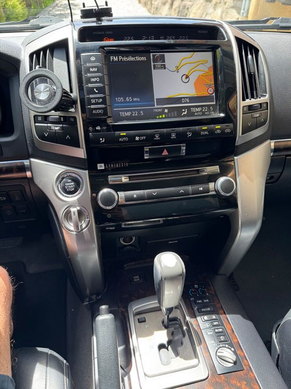 Land Cruiser SW MC V8 4.5 D-4D 5pl Lounge 2015 occasion 05170 Orci&egrave;res