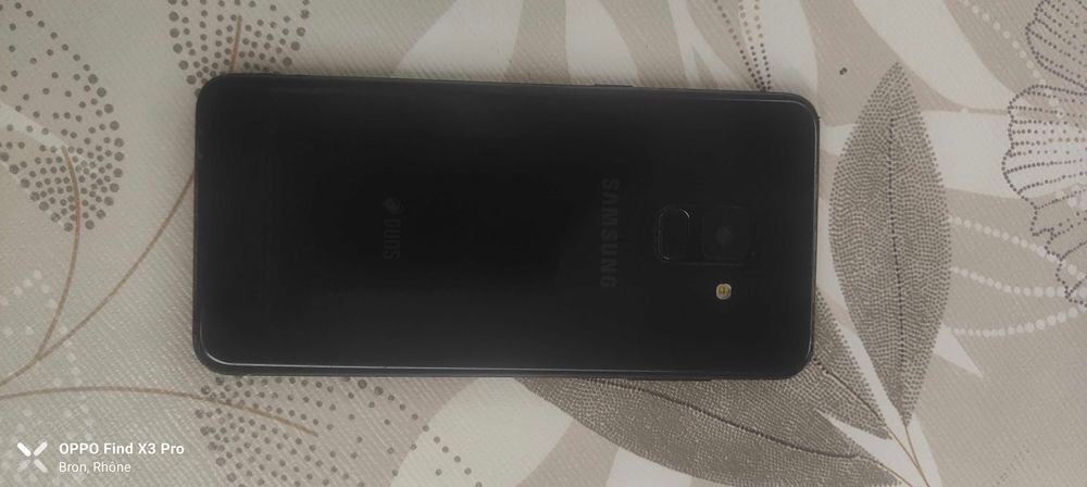 Samsung Galaxy A8 Téléphones et tablettes