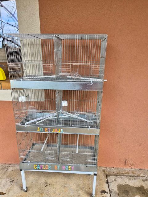 3 cage pour oiseau? tres bon &eacute;tat plus un support 100 13180 Gignac-la-nerthe