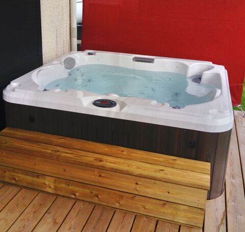 Spa Jacuzzi J-215 4900 Le Temple-de-Bretagne (44)