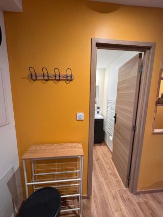  Appartement à louer 1 pièce 21 m²