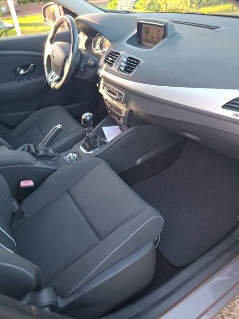 Renault megane iii estate Mégane Estate III 1.5 dCi 110 FAP