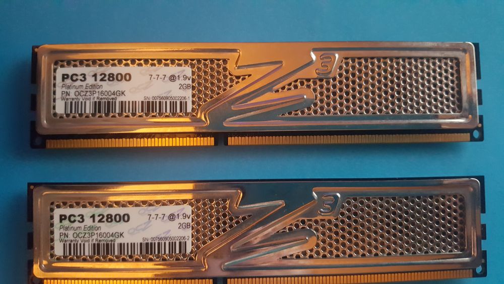 OCZ PLATINUM 4GO 2 x 2GO DDR3 1600MHz PC3-12800 OCZ3P16004GK Matériel informatique