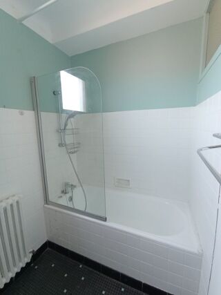 Duplex/triplex à louer 4 pièces 99 m² Orthez