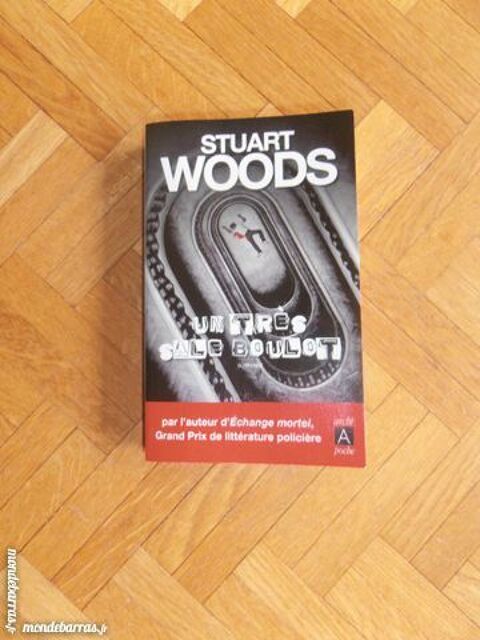 Un tr�s sale boulot (9) 3 Tours (37)