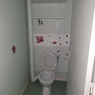  Appartement à louer 3 pièces 100 m²
