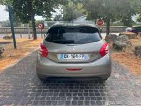 208 1.6 e-HDi 92ch BVM5 Style 2012 occasion 92390 Villeneuve-la-Garenne