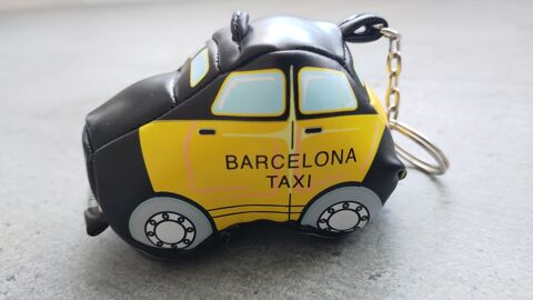 Porte-Clés Voiture - Barcelona Taxi en Mousse 5 Maureilhan (34)