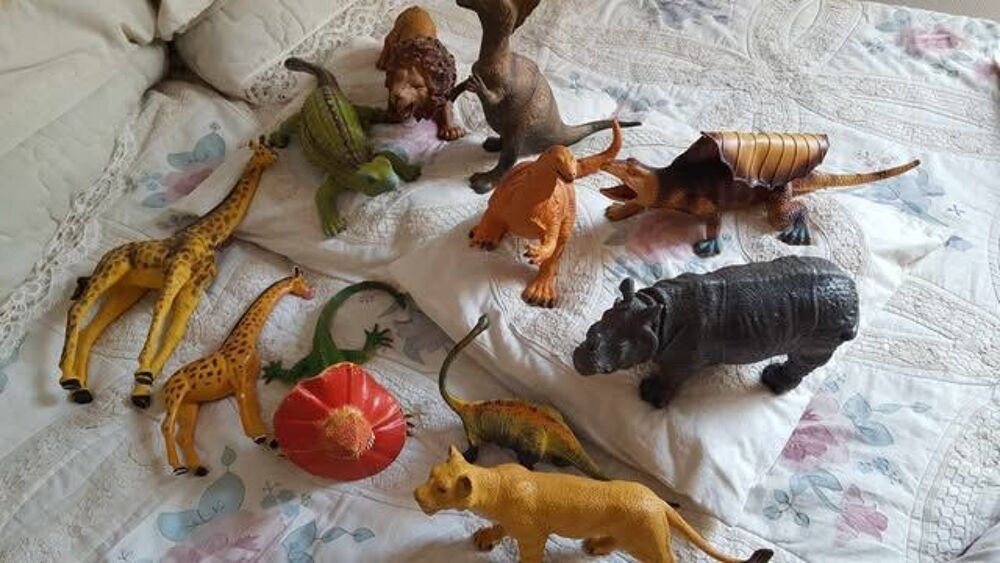 Onze grands animaux Pr&eacute;historiques et autre N&deg; 283 Jeux / jouets