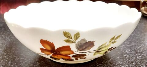 Beau saladier en verre tremp� blanc motif feuilles 8 Montigny-aux-Amognes (58)