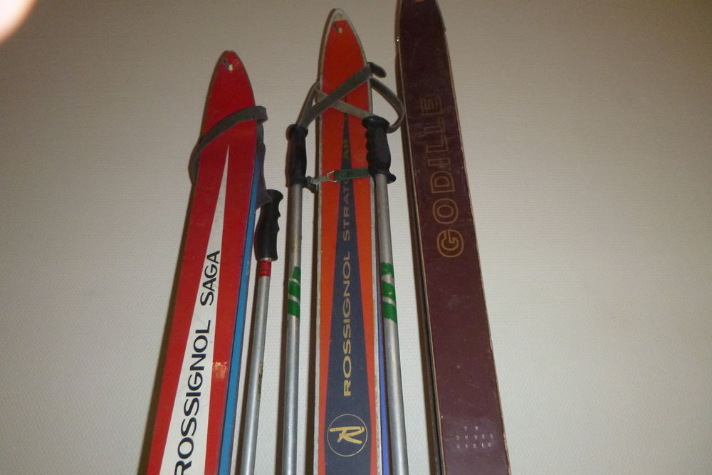 PAIRES DE SKI Sports