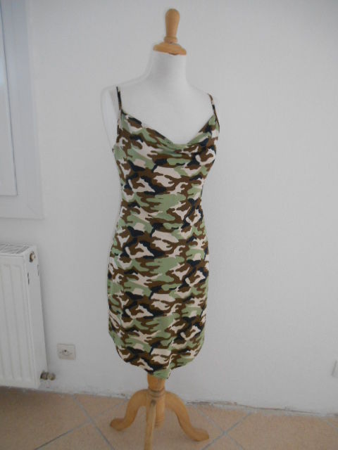 Robe bretelles imprim baroudeur  NAF NAF 20 Violaines (62)