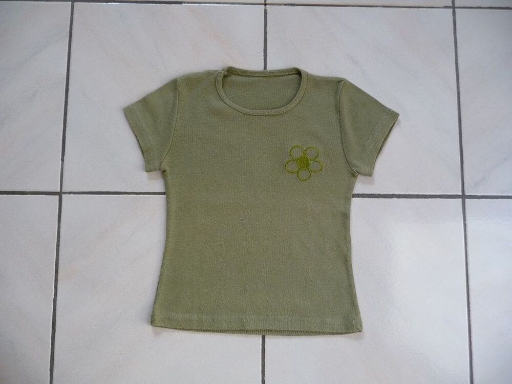 Tee-shirt kaki fleur brod&eacute;e 6 ans Vêtements enfants