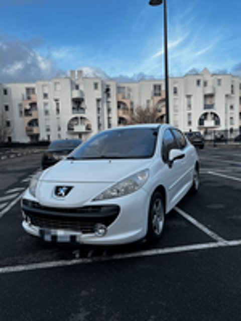 207 1.4 VTi 16V 95ch Premium 2009 occasion 93300 Aubervilliers