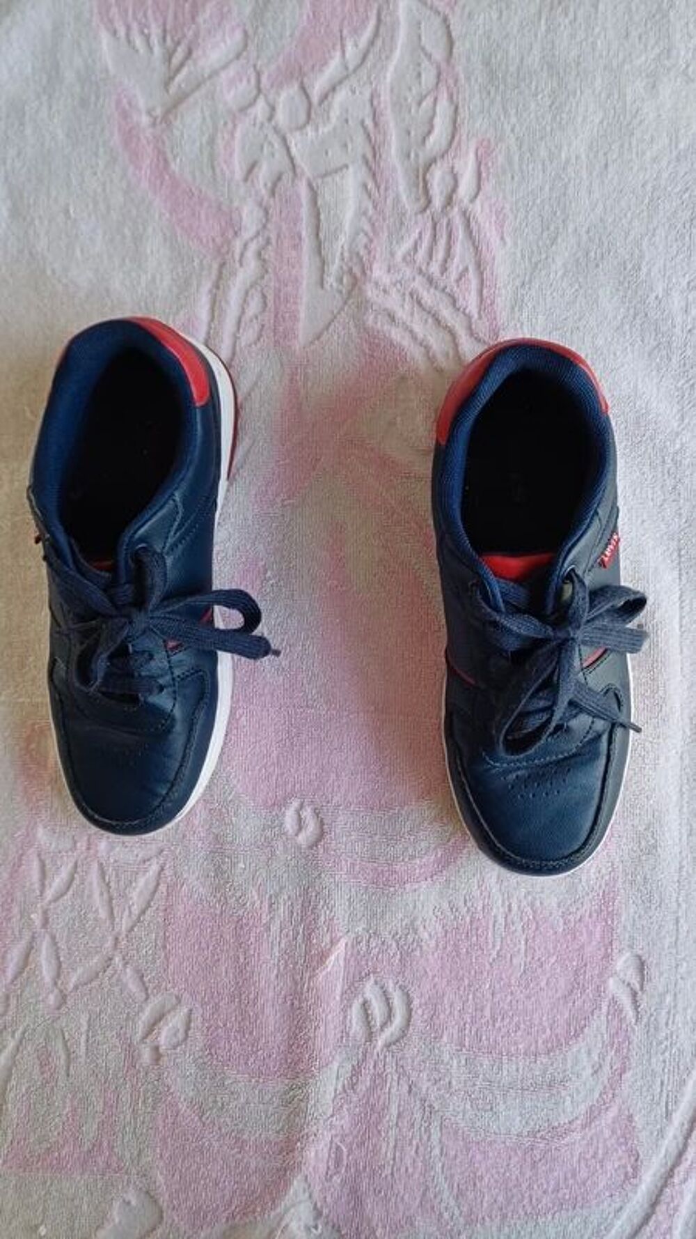 Baskets Levi's strauss casi neuves taille 36 EU Chaussures enfants