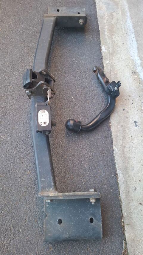 Pi&egrave;ces et &eacute;quipements Voiture Pi&egrave;ces et &eacute;quipements Voiture  occasion Les Angles 30133