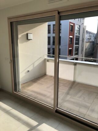  Appartement à louer 2 pièces 49 m²