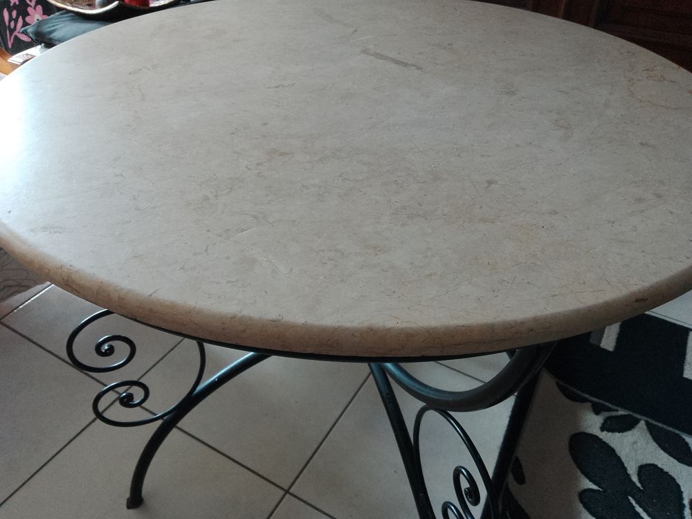 table fer forg&eacute; Décoration