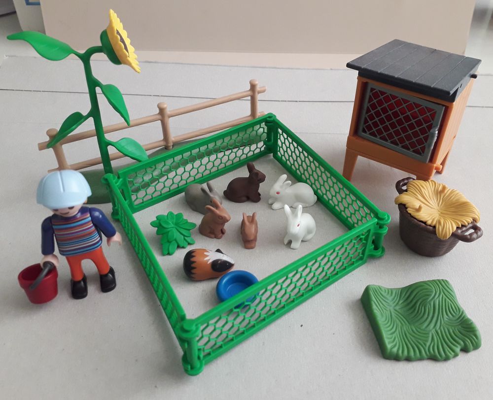 PLAYMOBIL r&eacute;f 5123 : Enclos &agrave; lapin avec enfant Jeux / jouets