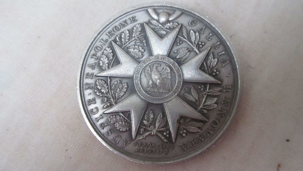 m&eacute;daille en argent napol&eacute;on. 