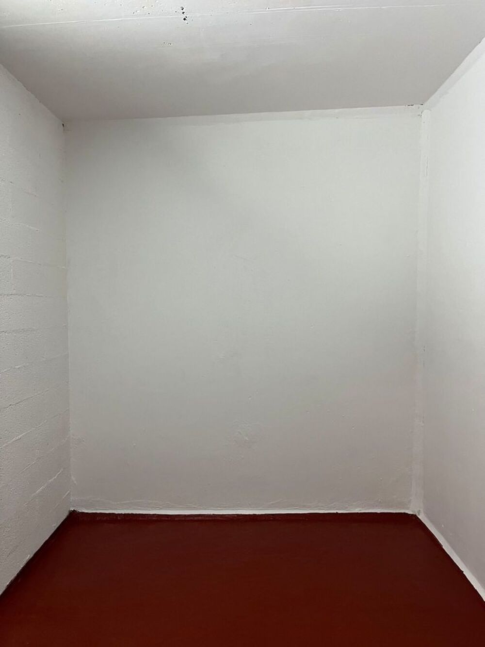 Vente Parking/Garage Garage exceptionnel avec hauteur sous plafond de 2.94 m Cannes