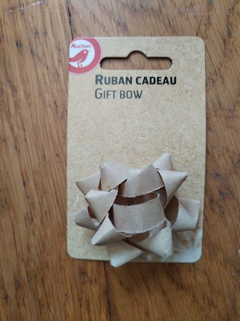 Ruban cadeaux rafia (PRODUIT NEUF SOUS EMBALLAGE)
1 Brillon-en-Barrois (55)