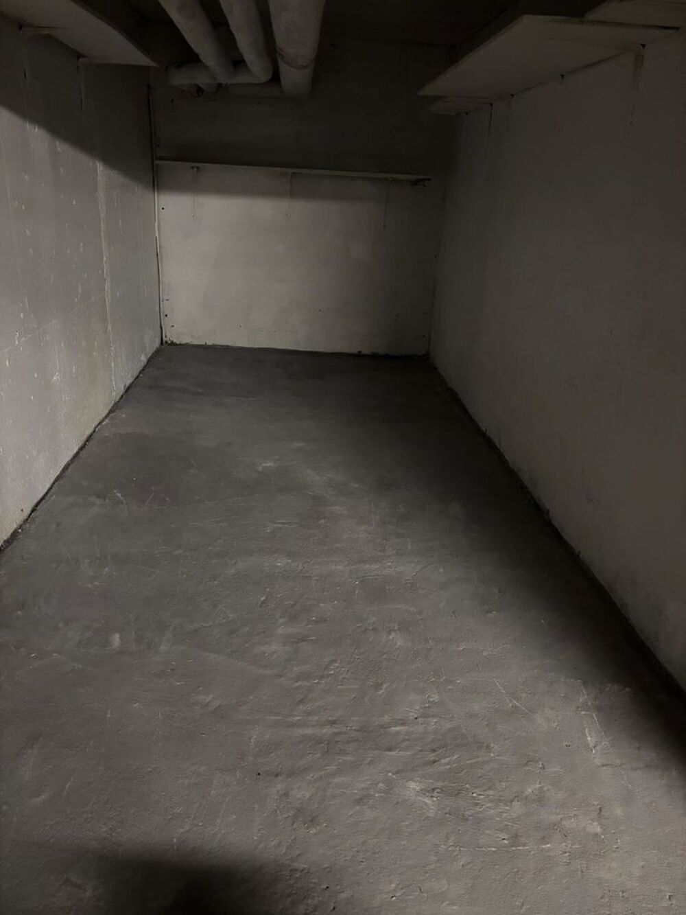 Vente Parking/Garage Vendons à Daumesnil petit box fermé bon état.exceptionnel Paris 12