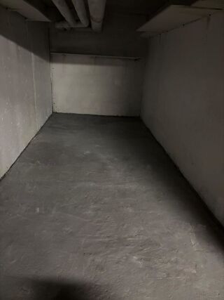  Parking / Garage � vendre 12 m� Paris