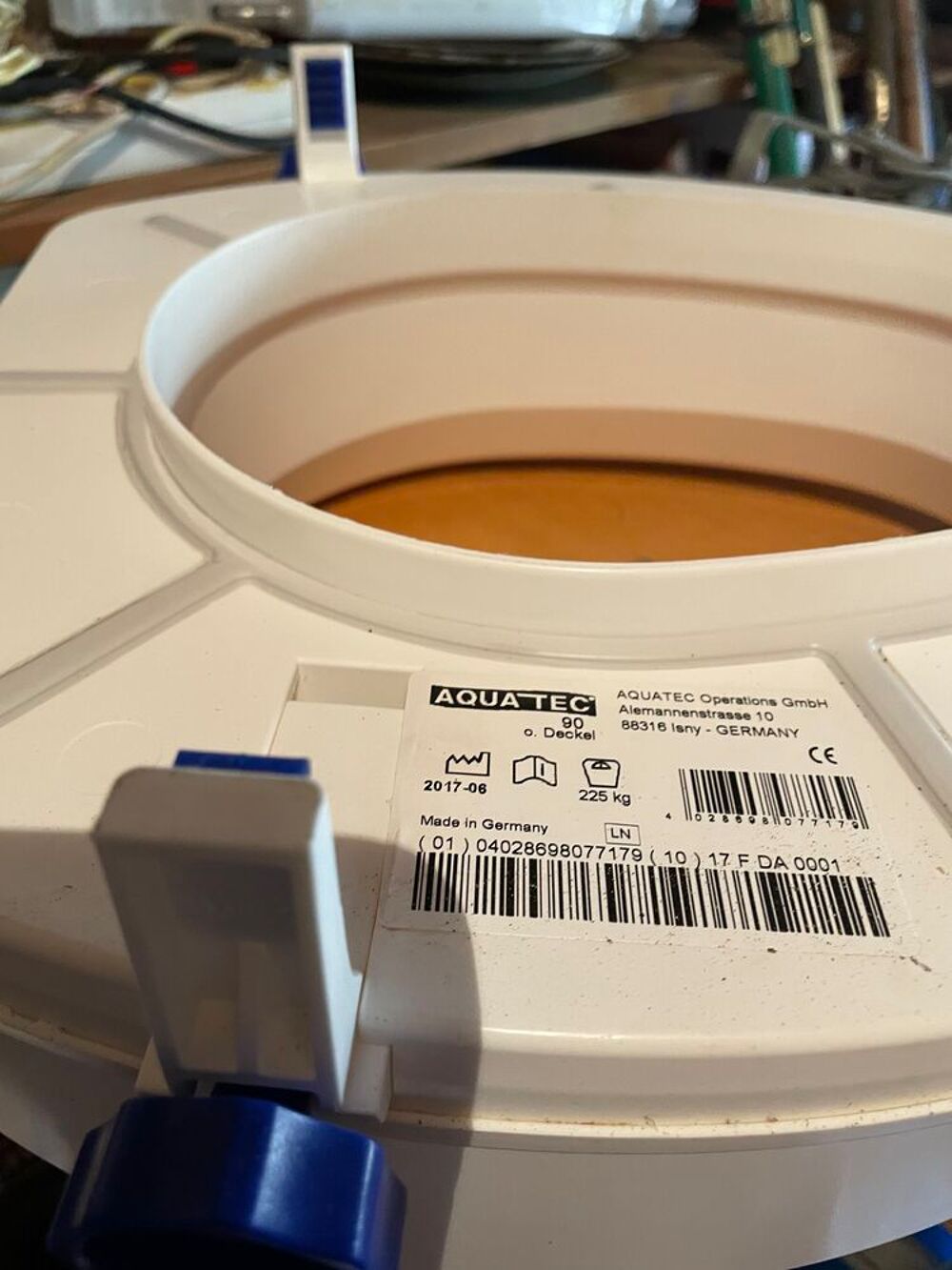 R&eacute;hausseur WC Electroménager