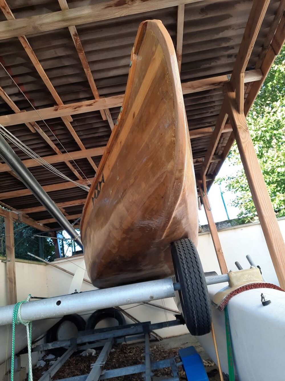 Cano&eacute; bois Sports