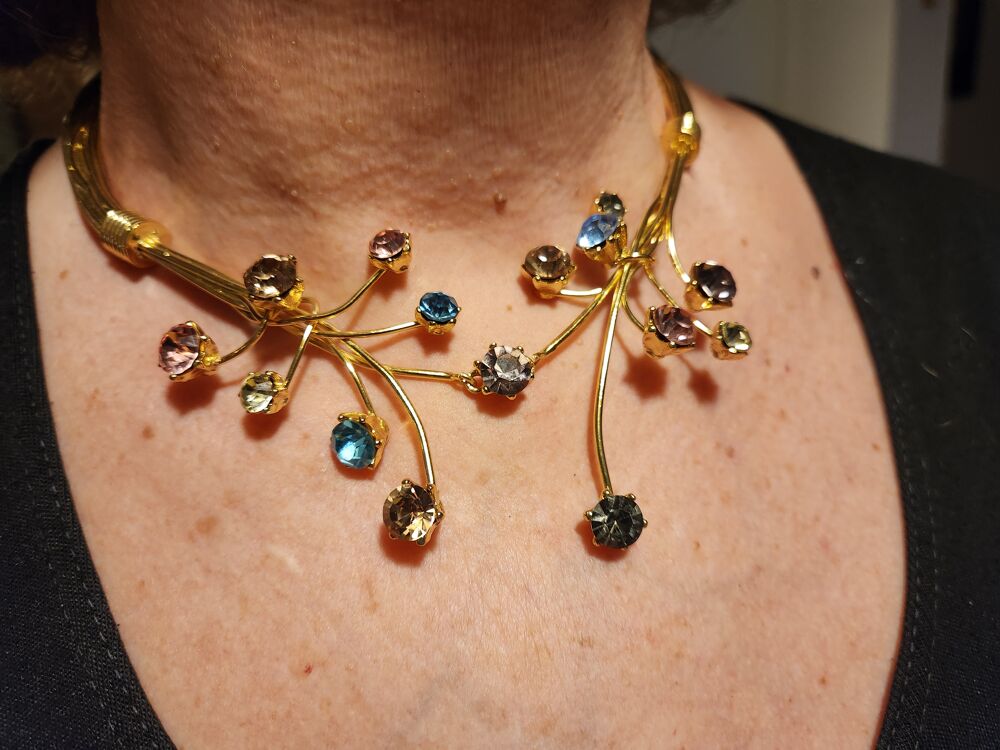 collier bouquet fleurs dor&eacute; strass multicolore Sonia RYKIEL Bijoux et montres