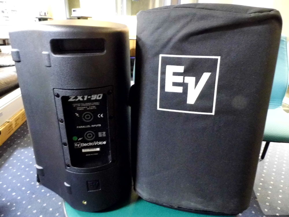 Paire d'enceinte Electro-Voice (EV) X90 ZX1-90
Audio et hifi