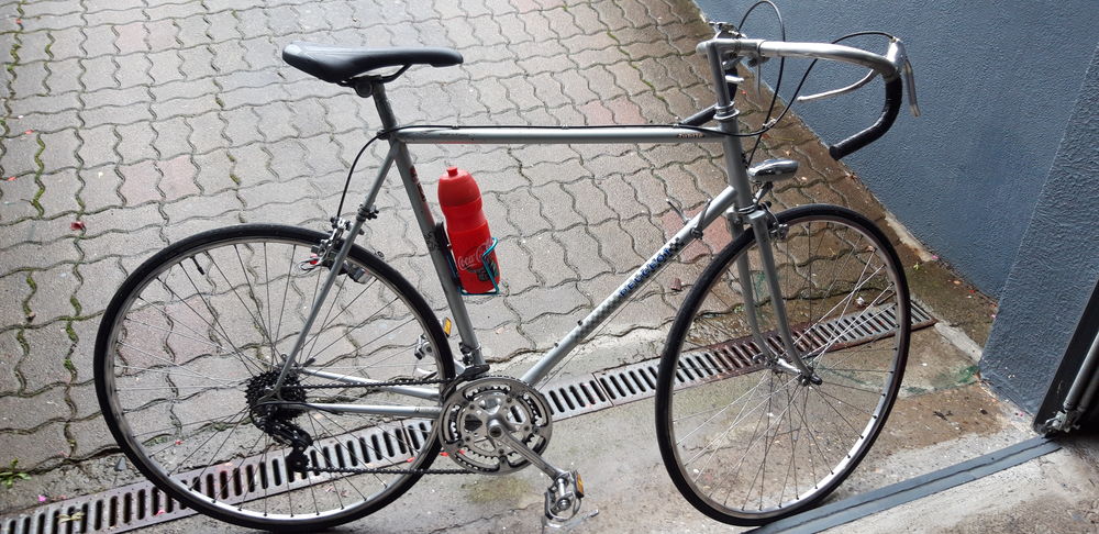 V&eacute;lo course vintage Vélos