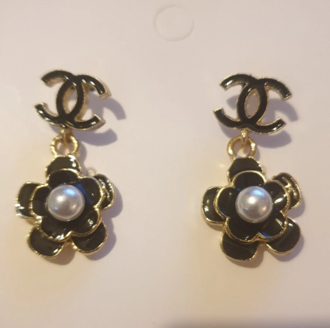 Boucles d'oreilles - pendantes - mail noir dores 15 Mulhouse (68)