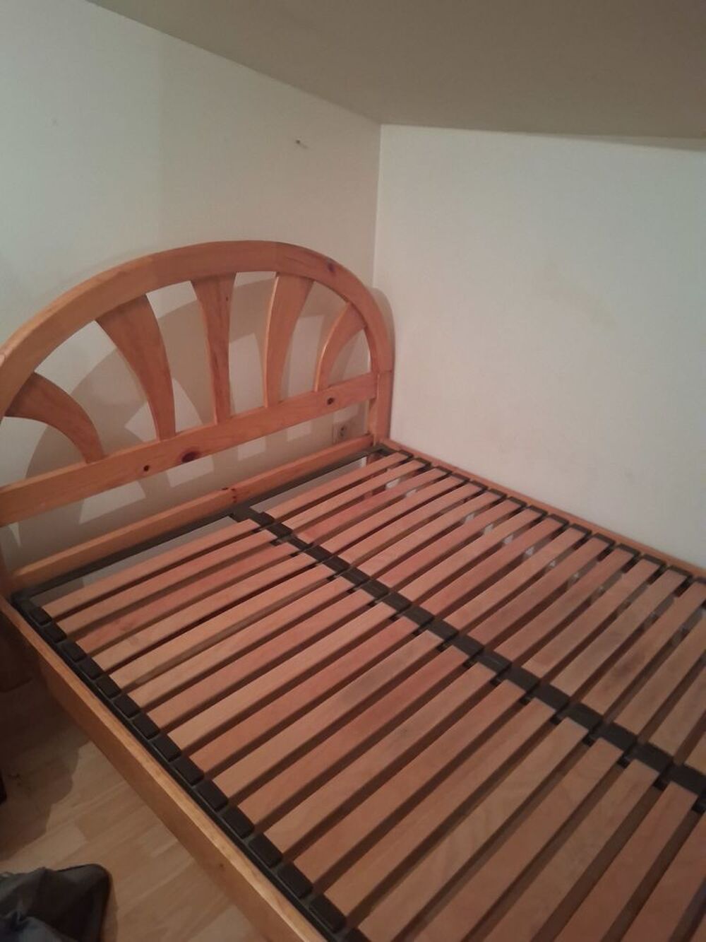 cadre lit en bois Meubles