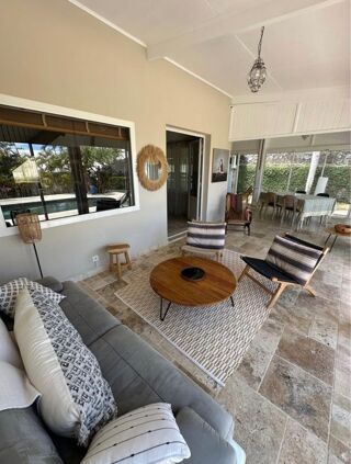  Villa � louer 7 pi�ces 280 m� Saint-denis