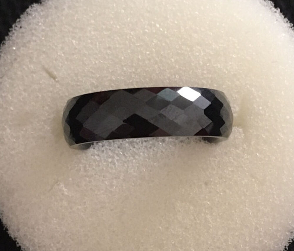 Bague c&eacute;ramique neuve Bijoux et montres