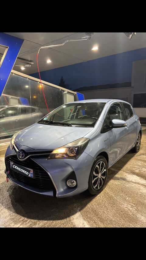 Toyota Yaris Hybride 100h Attitude 2016 occasion Livry-Gargan 93190