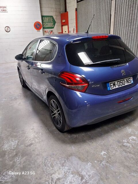 Peugeot 208 1.6 BlueHDi 100ch BVM5 Allure