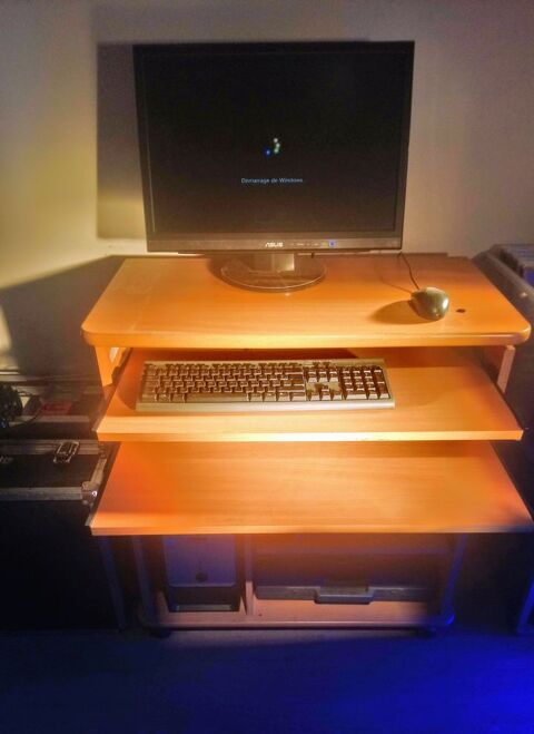 Bureau informatique 40 La Ferté-Alais (91)