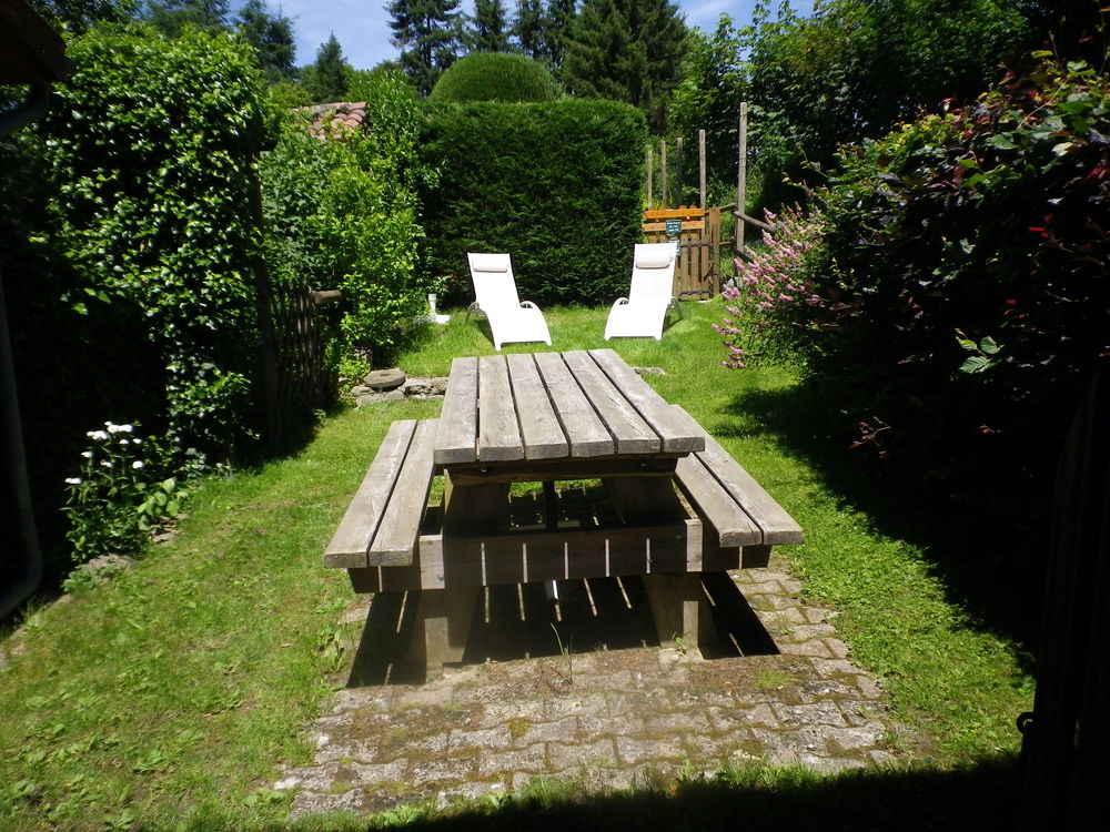   Gite champetre dans un ecrin de verdure avec piscine  Auvergne, Saint-Éloy-la-Glacière (63890)