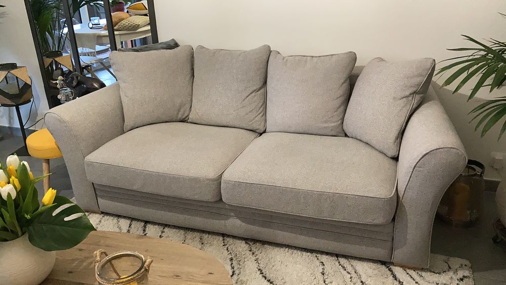 canap&eacute; tissu gris quasi neuf Meubles