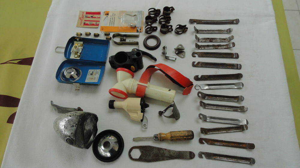 Pi&egrave;ces anciennes et r&eacute;centes de v&eacute;los Vélos