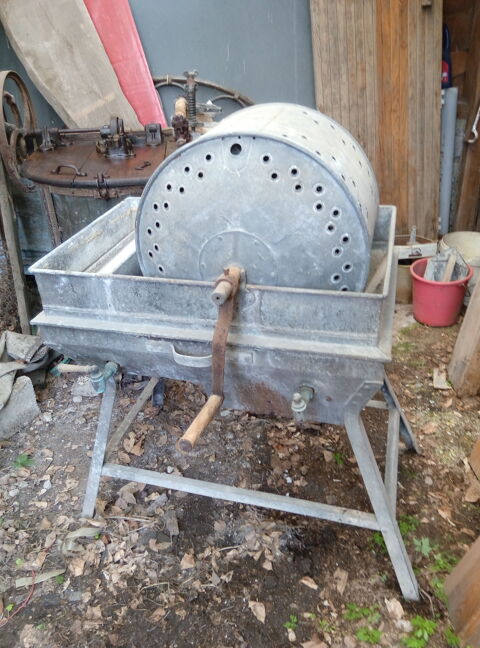 Machine � laver et essoreuse des ann�es 30 130 Saint-Riquier (80)