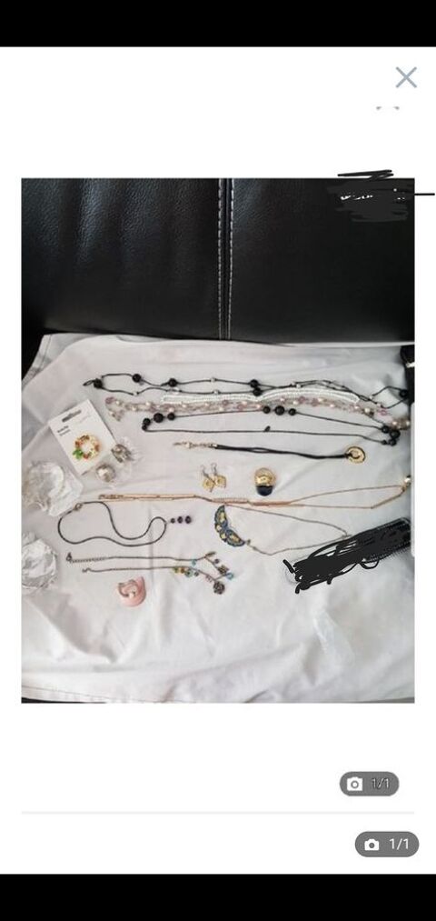 bijoux au choix 2 euros pièce  2 Bron (69)
