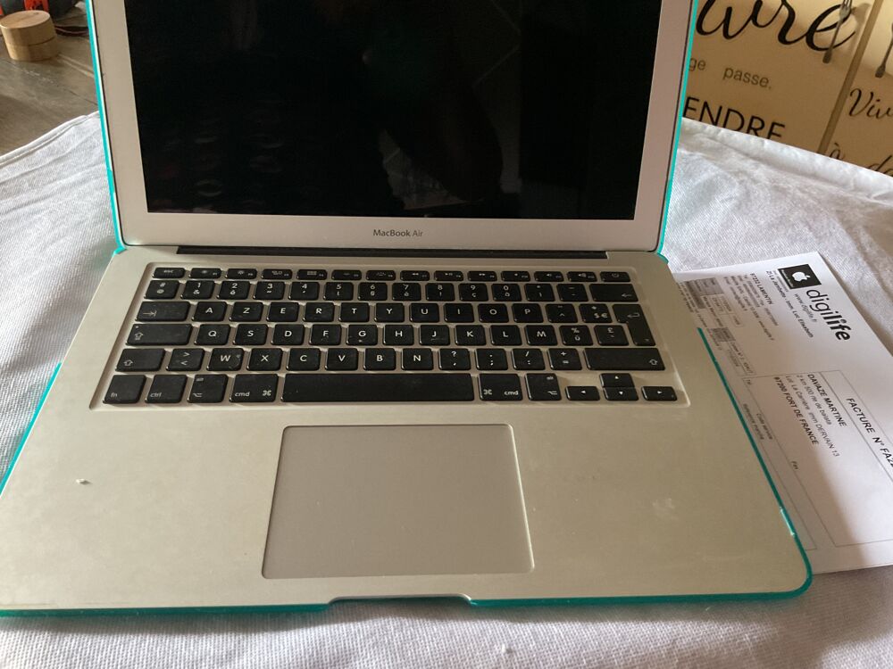 Mac book air pro. 13 pouces. 4giga. D 128 Matériel informatique