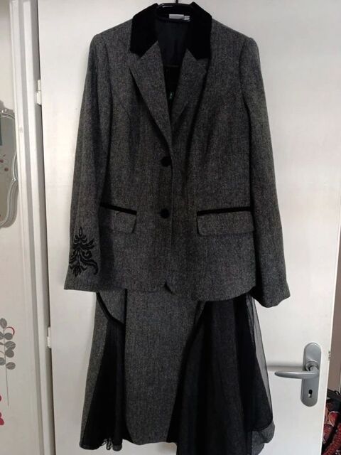 Ensemble femme Jupe / veste Together 25 Sainte-Luce-sur-Loire (44)